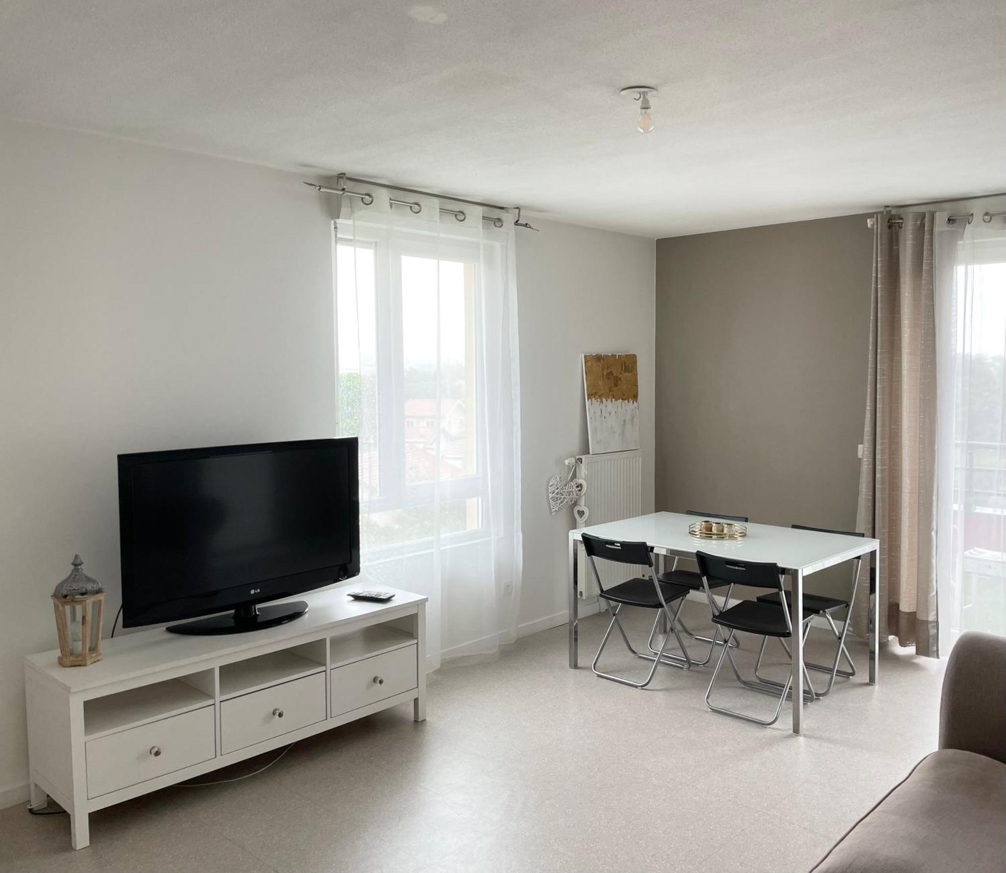 Grand T2 Spacieux Tres Calme Bron Eksteriør billede